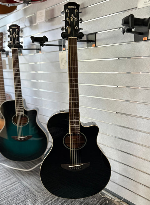 Yamaha Acoustic Electric Guitar - APX600