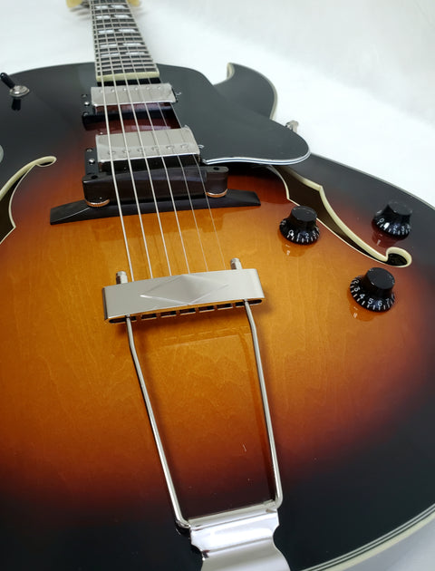 Eastman Archtop Guitar - AR372