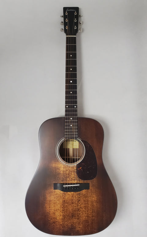 Eastman Guitar - E1D-CLA