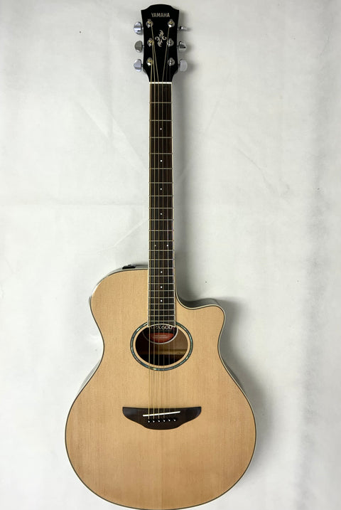 Yamaha Acoustic Electric Guitar - APX600