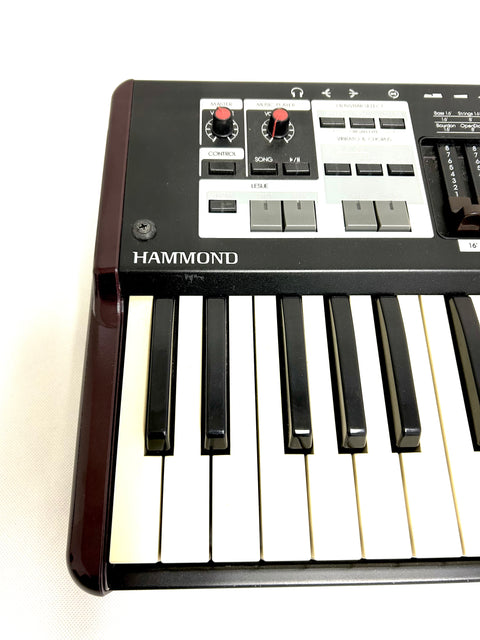 Used Hammond 61 Note Organ - SK1