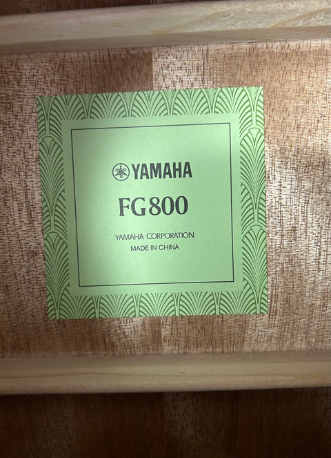 Yamaha Acoustic Guitar - FG800