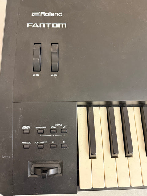 Used Roland Fantom-8 Synthesizer