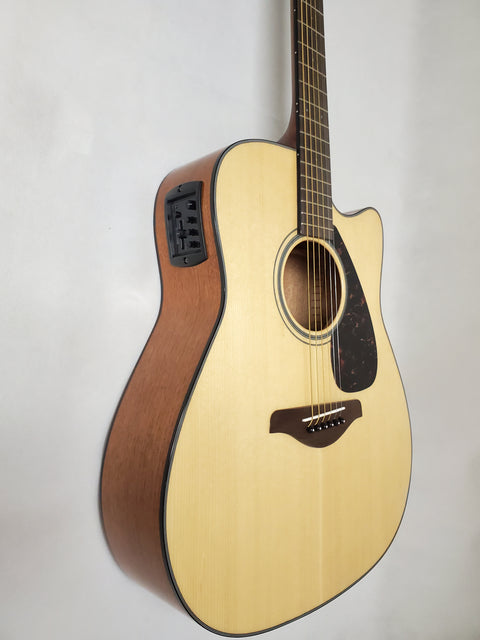 Yamaha Acoustic/Electric Guitar - FGX800C