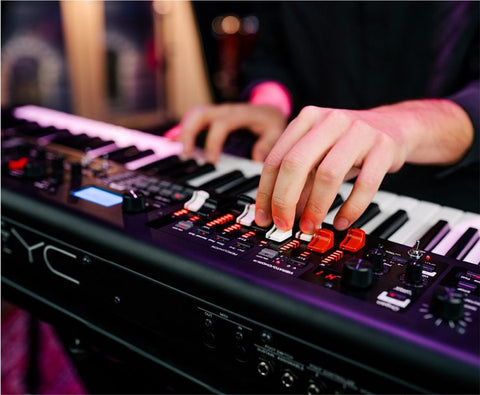 Yamaha YC88 - Professional Stage Keyboard